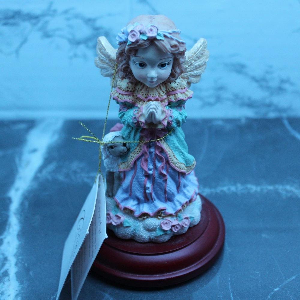 Angel Figurine, Little Angel Girl, Shabby Chic,